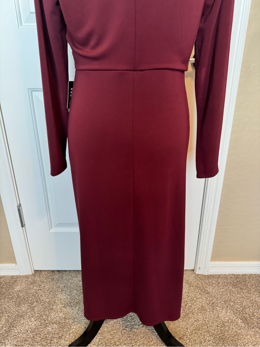 Express Women’s Burgundy Long-Sleeve Ruched Midi Dress Medium - Picture 7 of 12